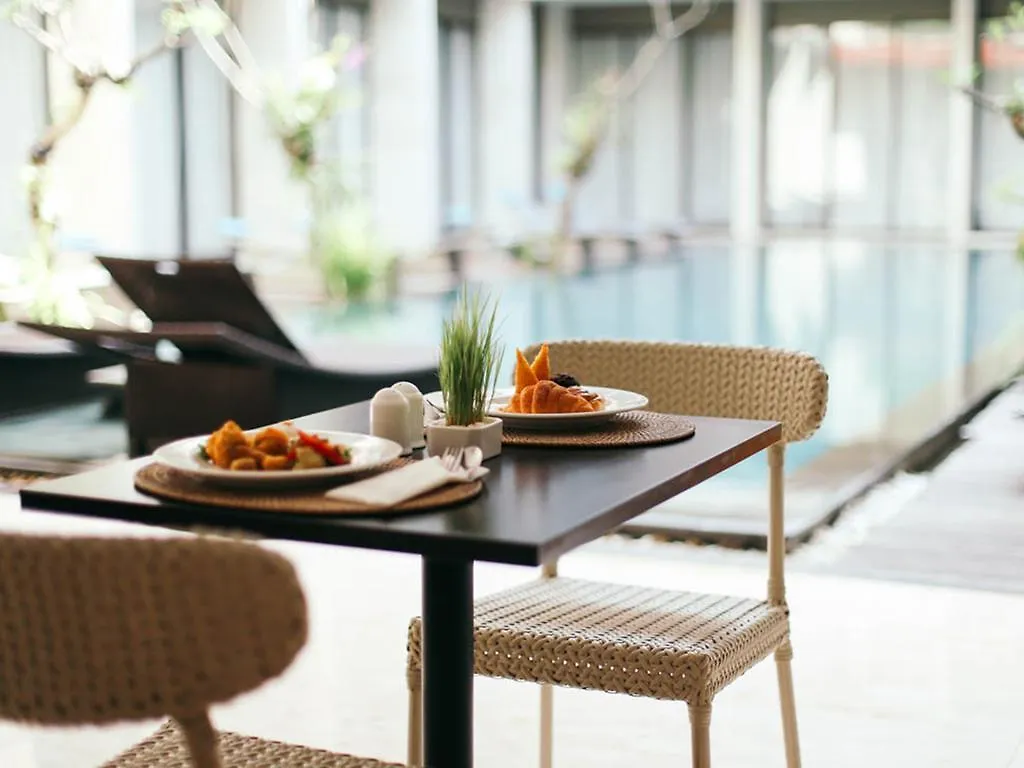 Hotel Terrace At Kuta Legian